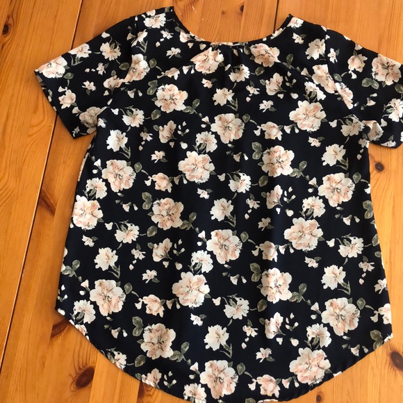 Floral blouse - Picture 4 of 4